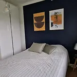 Modern, Fully Equipped Flat